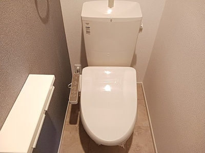 【トイレ】 | アイ・ソレイユ | シンプルで使いやすいトイレです