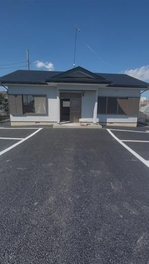 酒井貸店舗の外観