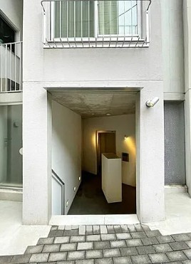 アリウェイ戸越のエントランス