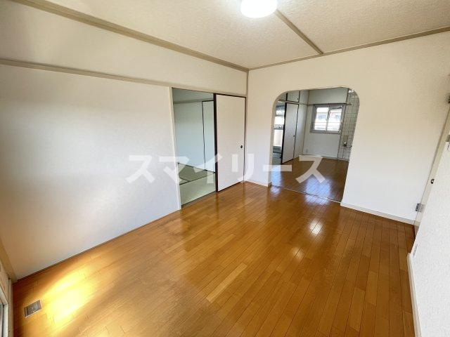 大津ケ丘第三住宅の居間・リビング