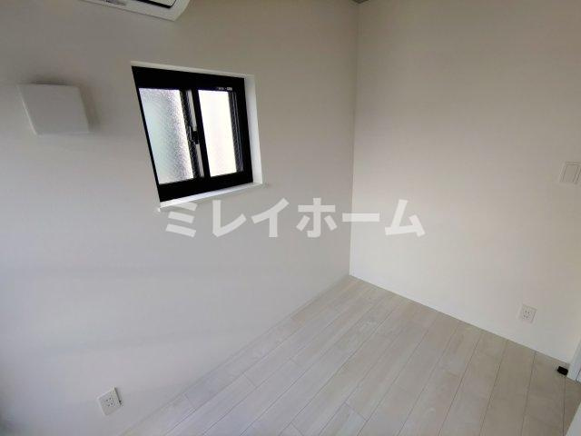 ザワン西蒲田の居間・リビング