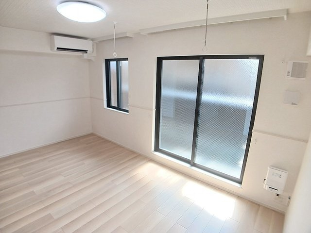 ヤングウッズ港町の居間・リビング|使いやすいリビングです