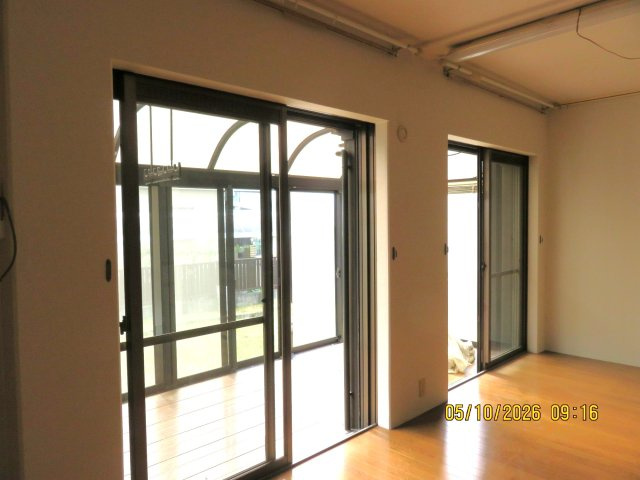　津市河芸町上野　オール電化住宅　４ＳＬＤＫの居間・リビング