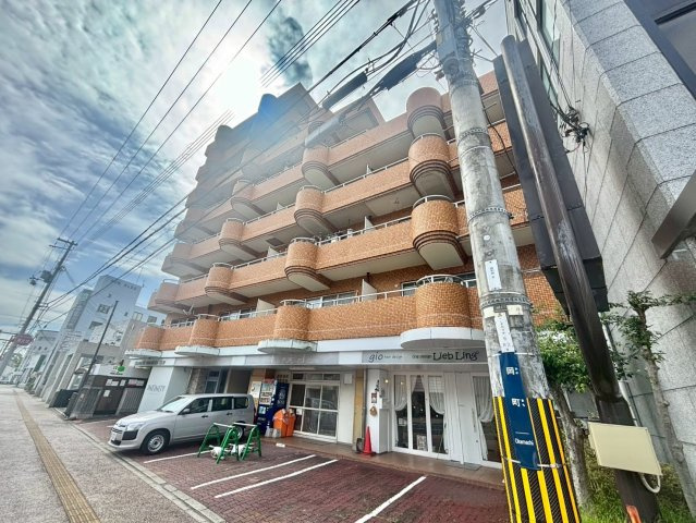 岡町中村コーポの外観