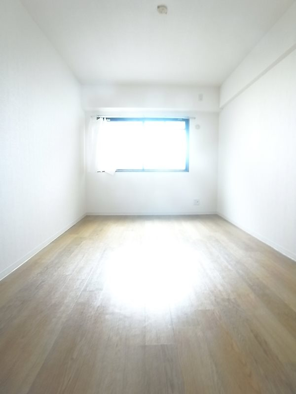 KDXレジデンス夙川ヒルズ　4番館の寝室