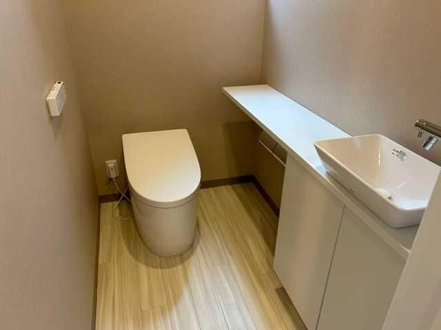 御影山手5丁目貸家Aのトイレ
