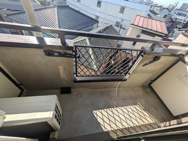 【バルコニー】