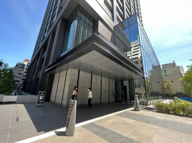 シティタワー大阪本町のエントランス