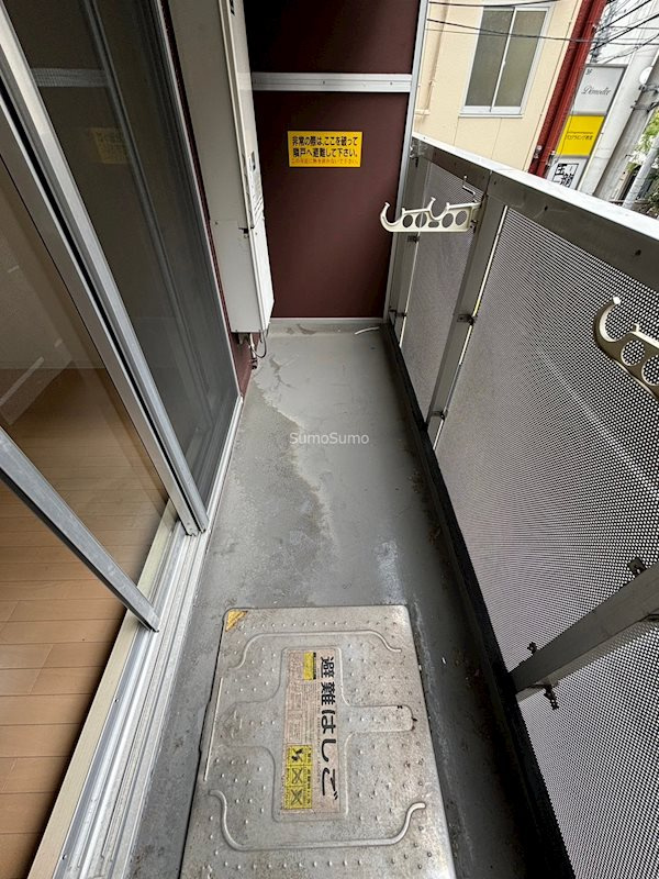 クラビス上町台のバルコニー