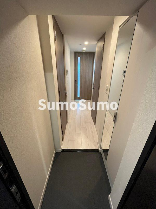 プレサンス神戸元町ミューズの玄関