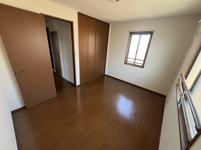 市川市大野町３丁目のアパートの洋室