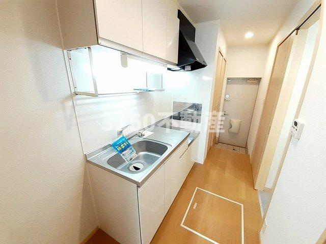 ポラリスのキッチン|コンパクトなキッチンで掃除もラクラク