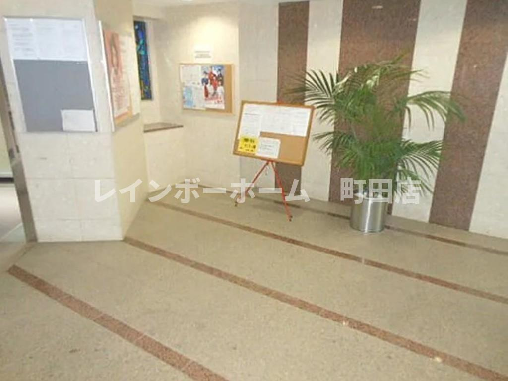 ルピナス鶴川サウスステージ特典：仲介手数料が不要です‼のロビー