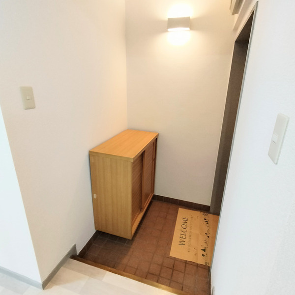 アスパイアーティクスの玄関