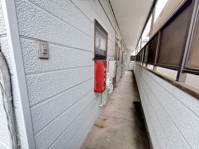 ヒルロックハイツのエントランス