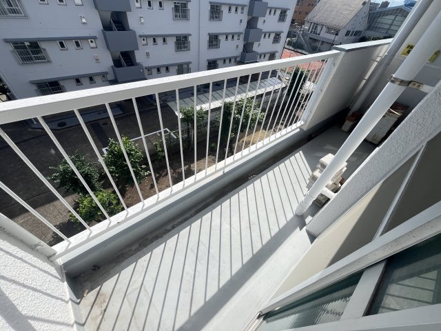 松戸タイムズ1号棟のバルコニー