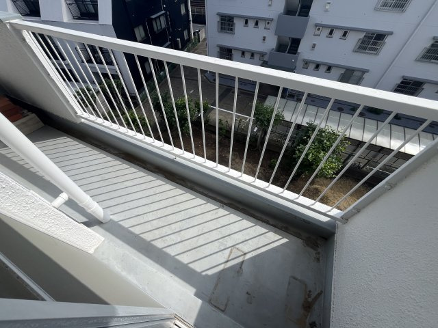 松戸タイムズ1号棟のバルコニー