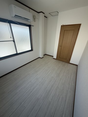 宮内町アパートの寝室