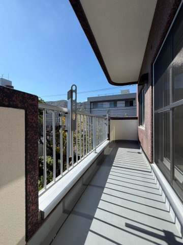 ロジェ山鼻のバルコニー
