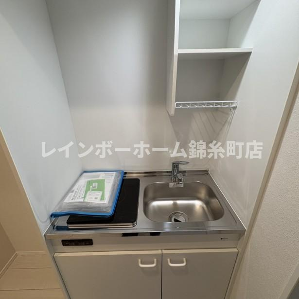 MELLAS葛西のキッチン