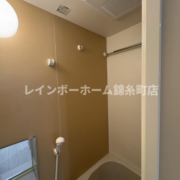 MELLAS葛西の浴室