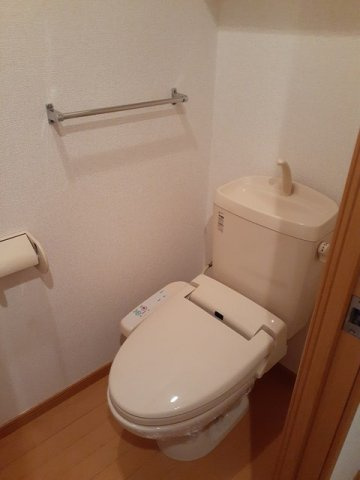 サニーブローテ住吉Ⅱ　　刈谷市近郊の賃貸ならクラスホーム刈谷店の洗面所|コンパクトで使いやすい洗面所