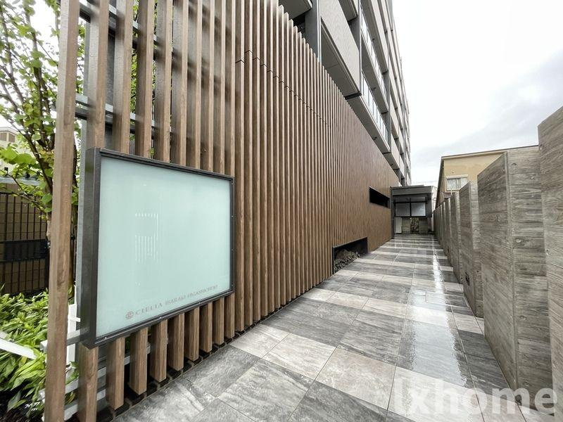 シエリア茨木東中条のエントランス
