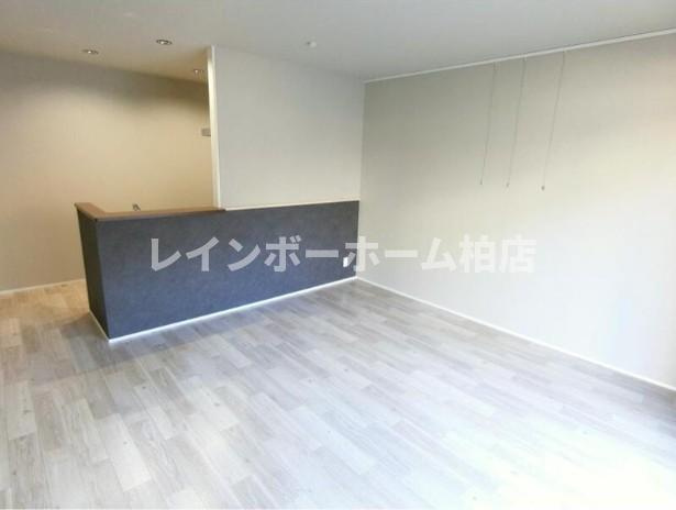 仲介手数料（賃料の1.10ヵ月）の50％OFF対象物件！の居間・リビング|居間です