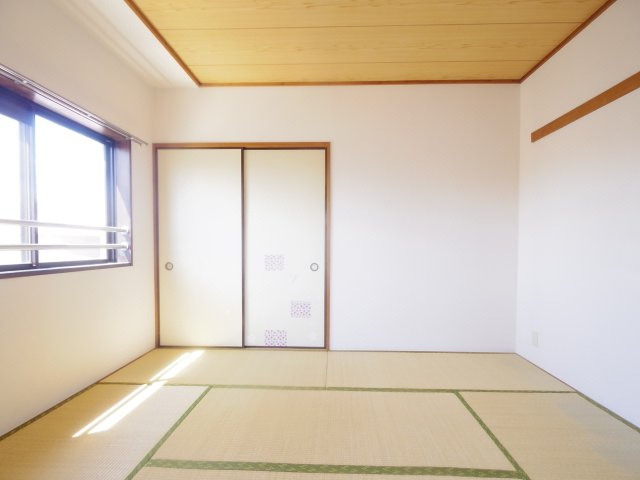 サンプレイスの内装|※他号室写真です