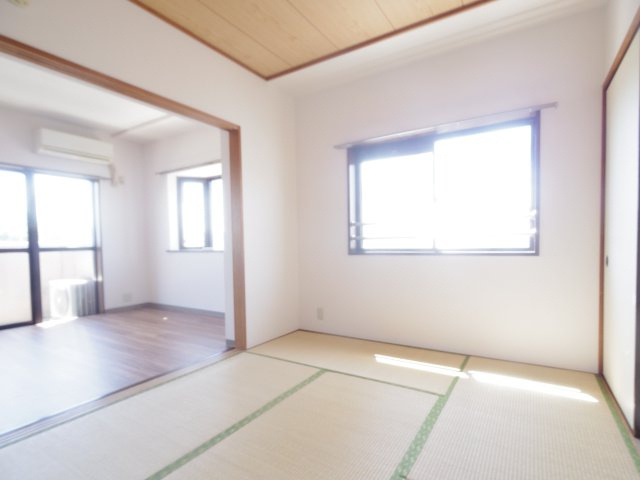 サンプレイスの内装|※他号室写真です