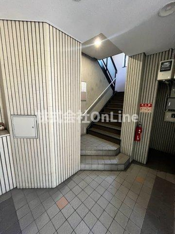 リカーズマンションのロビー