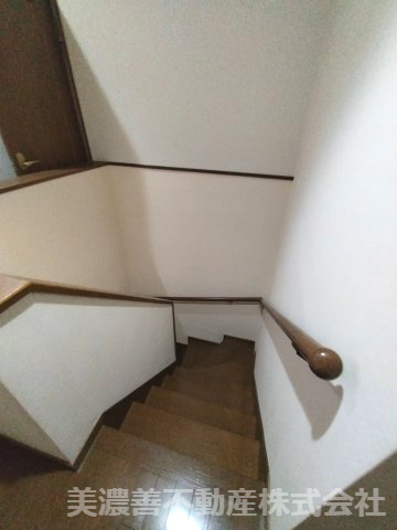 ６７５７０　岐阜市細畑4丁目中古戸建の内装