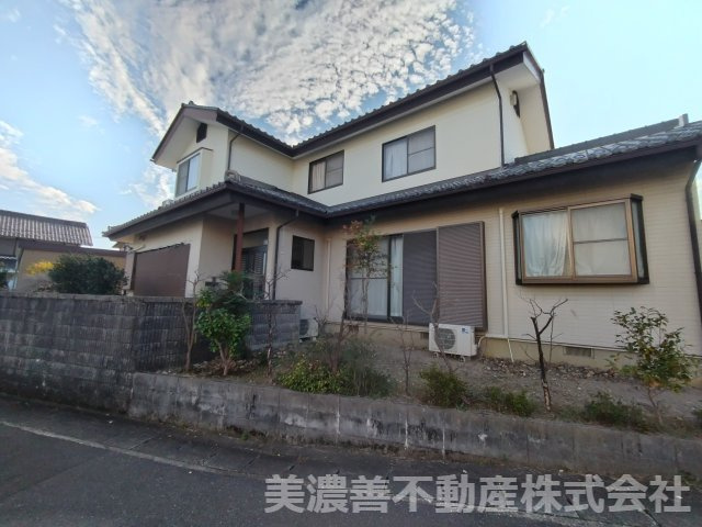 ６７５７０　岐阜市細畑4丁目中古戸建の外観