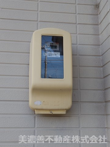 ６７５７０　岐阜市細畑4丁目中古戸建の防犯設備