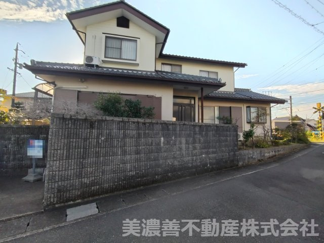 ６７５７０　岐阜市細畑4丁目中古戸建の外観