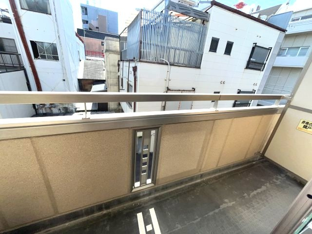 アンブランシェのバルコニー