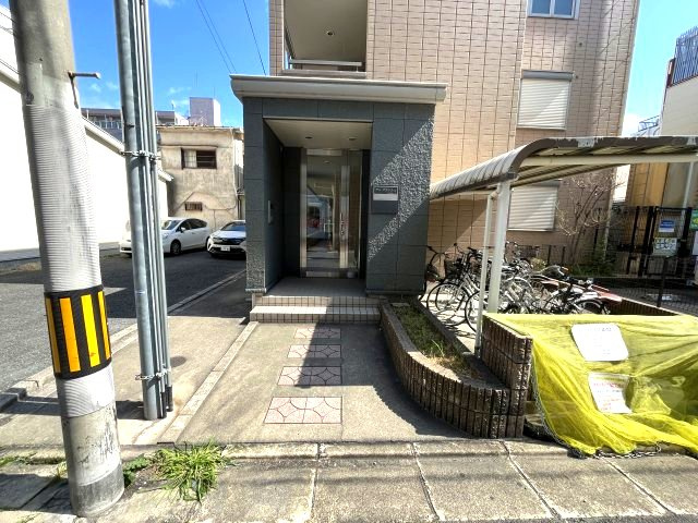 アンブランシェのエントランス