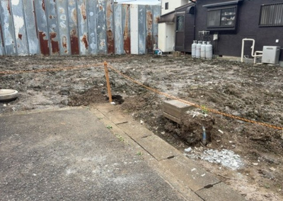 【外観】 | 上依知売地 | 家を建てる前提で土地を探している場合、地盤の丈夫さは譲れない条件の一つです。地盤が脆弱だと追加工事が必要となります。また、過去に地盤沈下や液状化現象を起こした土地は、できるだけ避けた方がいいでしょう。