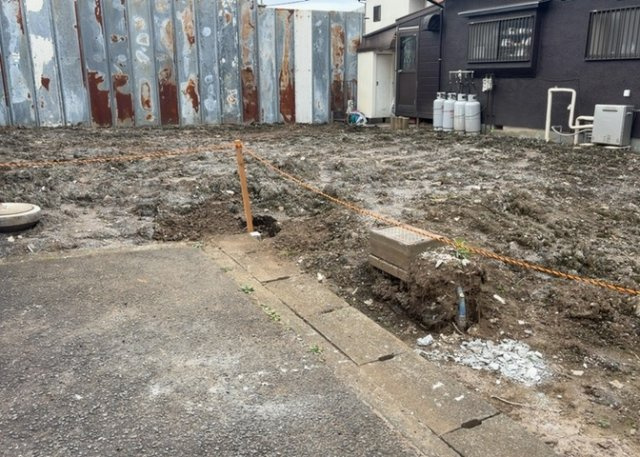 【外観】 | 上依知売地 | 家を建てる前提で土地を探している場合、地盤の丈夫さは譲れない条件の一つです。地盤が脆弱だと追加工事が必要となります。また、過去に地盤沈下や液状化現象を起こした土地は、できるだけ避けた方がいいでしょう。