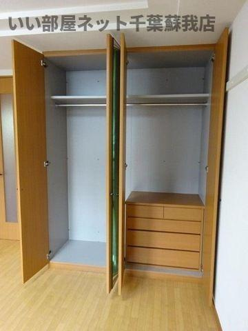 ラ・カーサおゆみⅠの収納|小物を収納するのに便利です
