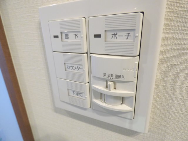ローレルアイ堀江