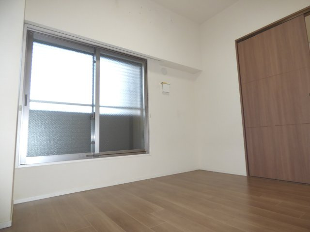 ローレルアイ堀江