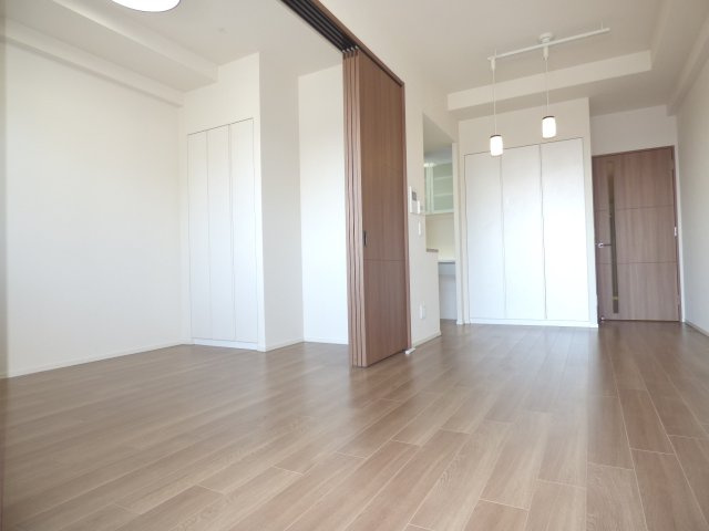 ローレルアイ堀江