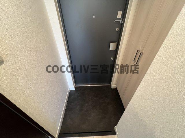 プレサンス三宮フラワーロードの玄関|同物件別部屋写真
