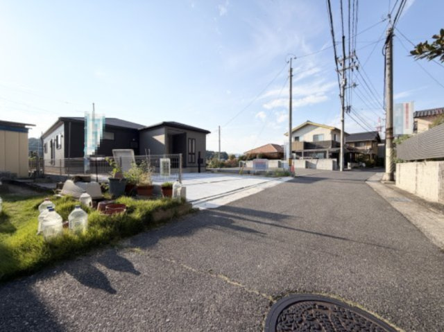 【前面道路含む現地写真】 | リーブルガーデン倉敷玉島3丁目 (全1棟)