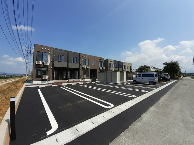 シーズンテラスⅠの駐車場|駐車場