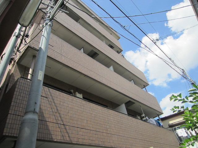 フローラ神谷橋の外観|とっても明るい居室空間です。