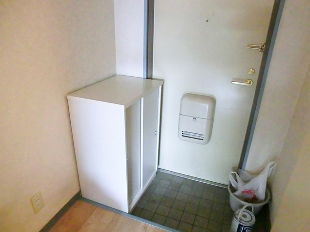 フローラ神谷橋の玄関|下駄箱も付いてます☆