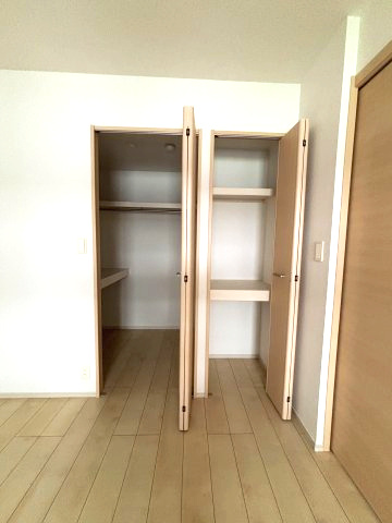 ディアコート新長田の収納