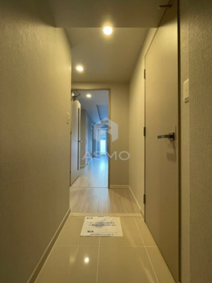 【玄関】 | キャトル・ヴァレ | 同建物参考写真